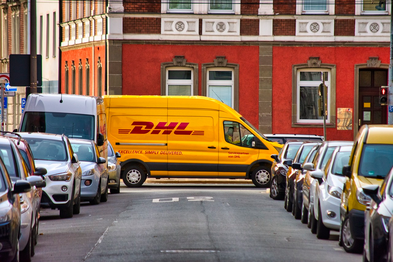 dhl parcel tracking